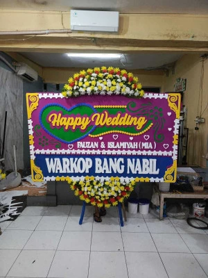 Papan Bunga di Sodong Tigaraksa